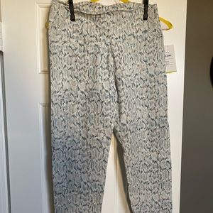 Old Navy Go Dry Balance Legging